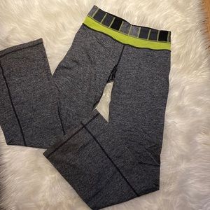 Lulu lemon womens activewear pants size 2